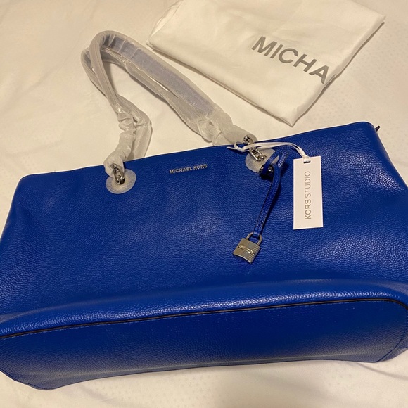 🔥🔥SOLD🔥🔥Michael Kors Studio - Picture 5 of 7